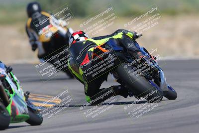 media/Oct-01-2023-SoCal Trackdays (Sun) [[4c570cc352]]/Turn 14 Backside (1120am)/